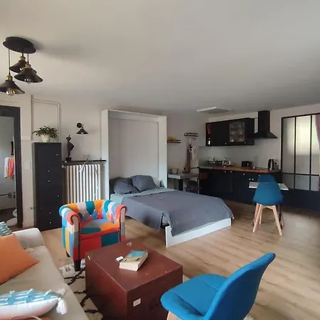 Cosy Maison D'hotes, Terrasse Ombragee, Parking * Espaly-Saint-Marcel