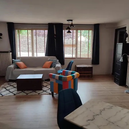 Apartmán Cosy Maison D'hotes, Terrasse Ombragee, Parking *